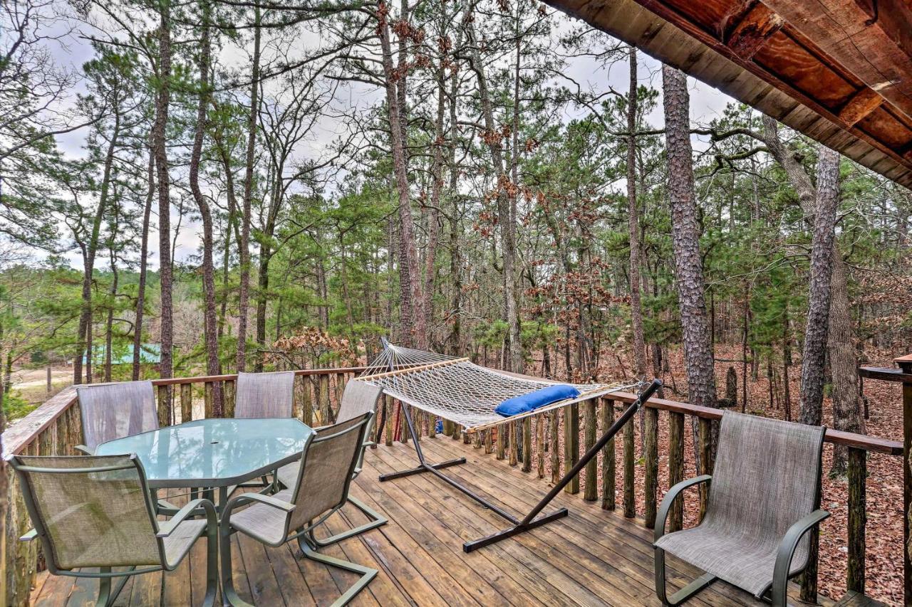 Broken Bow Log Cabin With Fire Pit, Pond, And Deck! Luaran gambar